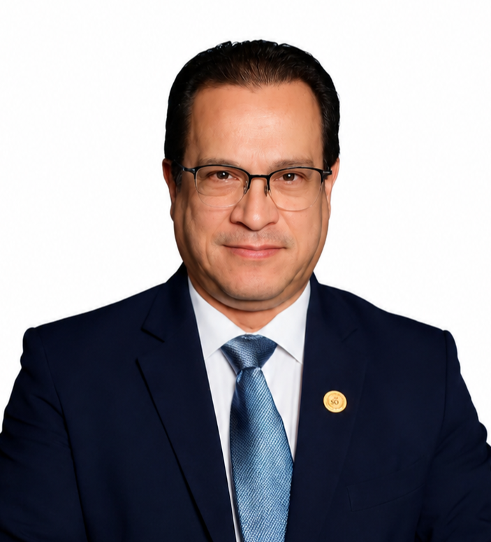 Dr. Julio César Viñas Dozal